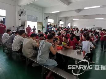 慶祝2021年端午節 森瑞普滑環工廠食堂給員工加餐